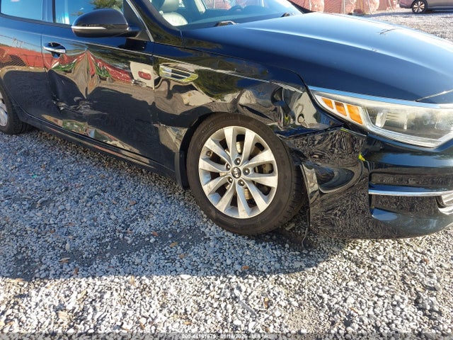 2018 KIA OPTIMA 5XXGU4L38JG180652 Photo 5
