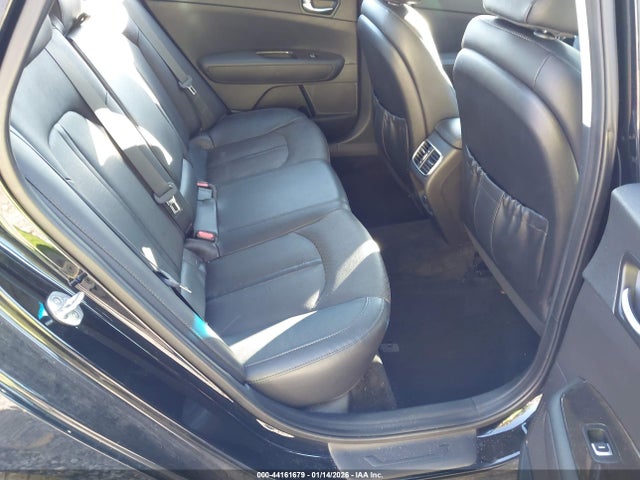 2018 KIA OPTIMA 5XXGU4L38JG180652 Photo 7