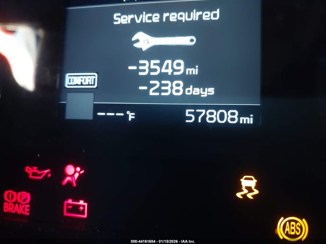 5XYPG4A34KG545657 KIA Sorento 2.4l Lx