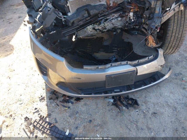 5XYPG4A34KG545657 KIA Sorento 2.4l Lx