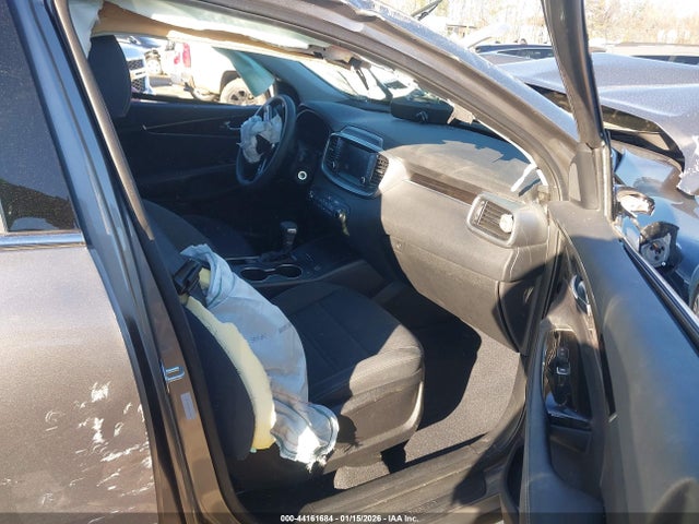 5XYPG4A34KG545657 KIA Sorento 2.4l Lx
