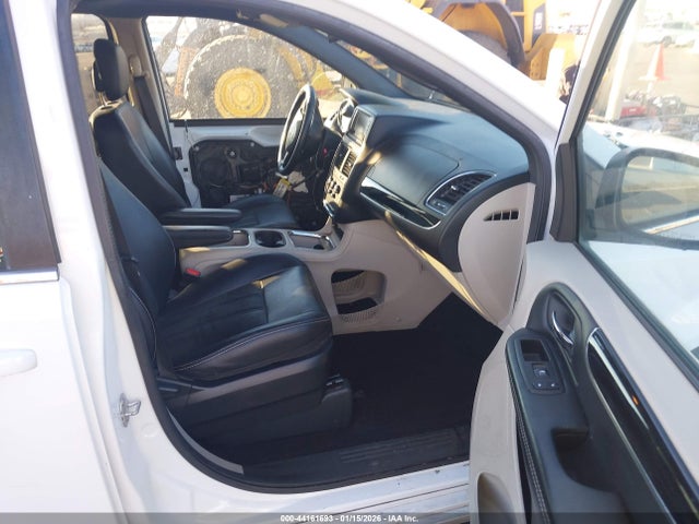 2C4RDGCG9KR713274 Dodge Grand Caravan Sxt