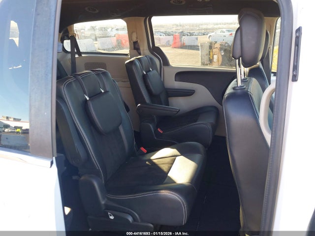 2C4RDGCG9KR713274 Dodge Grand Caravan Sxt