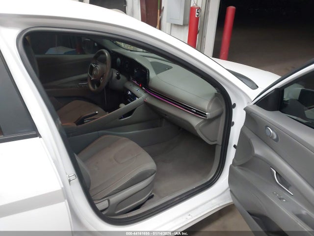 Hyundai ELANTRA SEL 2024 KMHLM4DG2RU697009 Image 5