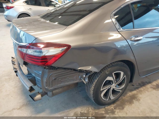 1HGCR2F37HA076984 Honda ACCORD LX