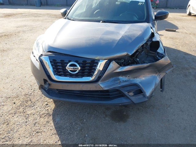 3N1CP5CU8KL496386 Nissan KICKS S