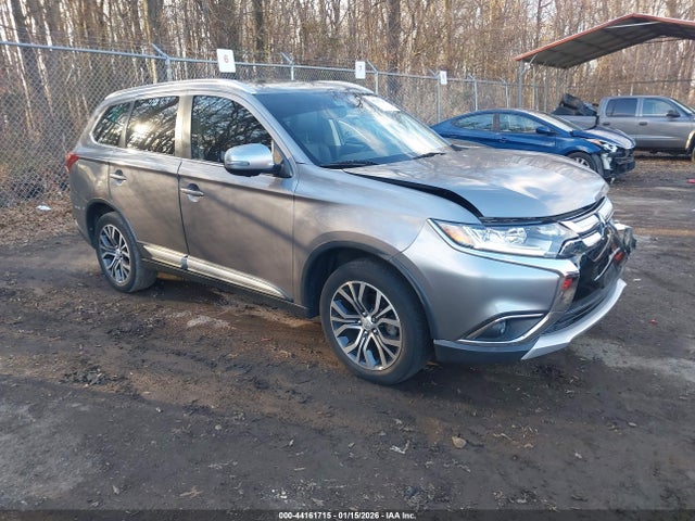 2018 MITSUBISHI OUTLANDER JA4AZ3A36JJ005858 Photo 0