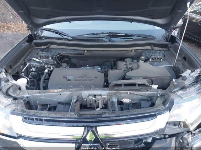 2018 MITSUBISHI OUTLANDER JA4AZ3A36JJ005858 Photo 9