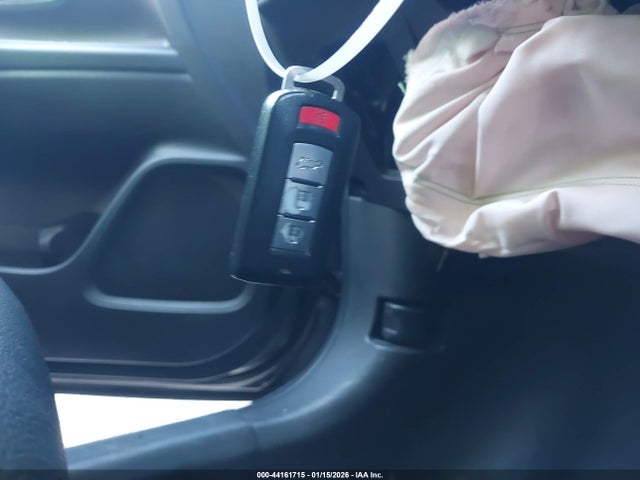 2018 MITSUBISHI OUTLANDER JA4AZ3A36JJ005858 Photo 10