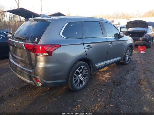 2018 MITSUBISHI OUTLANDER JA4AZ3A36JJ005858 Photo 3
