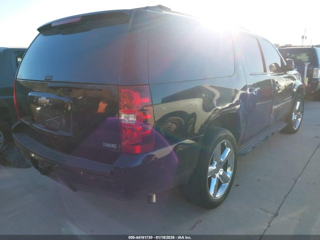 2009 CHEVROLET SUBURBAN 1500 1GNFC26029R227971 Photo 3