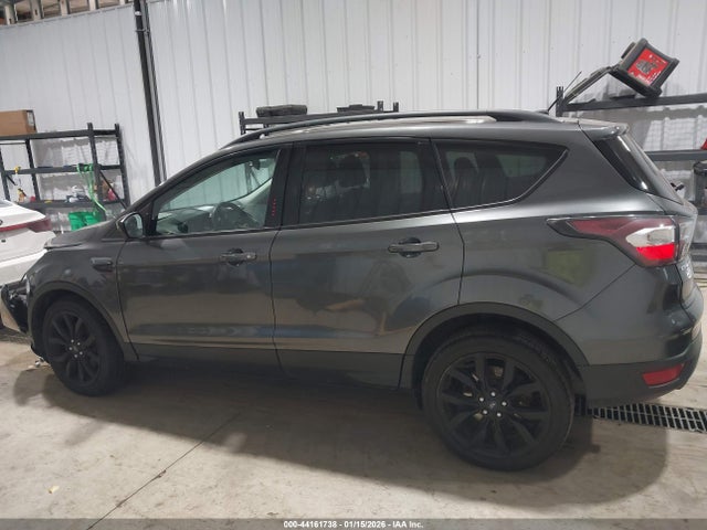 1FMCU9GD5HUA21070 Ford ESCAPE SE
