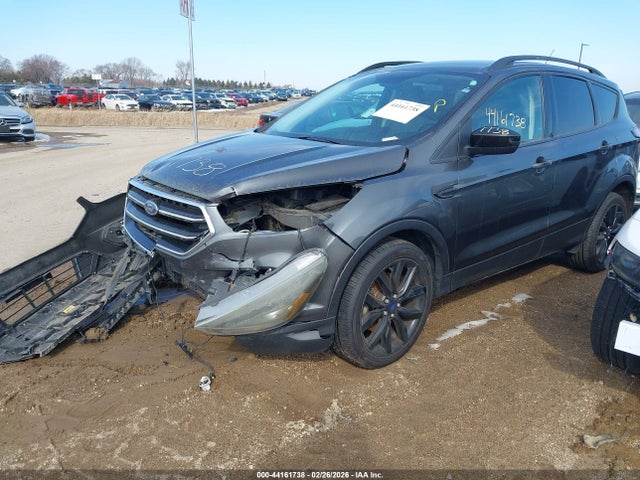 1FMCU9GD5HUA21070 Ford ESCAPE SE