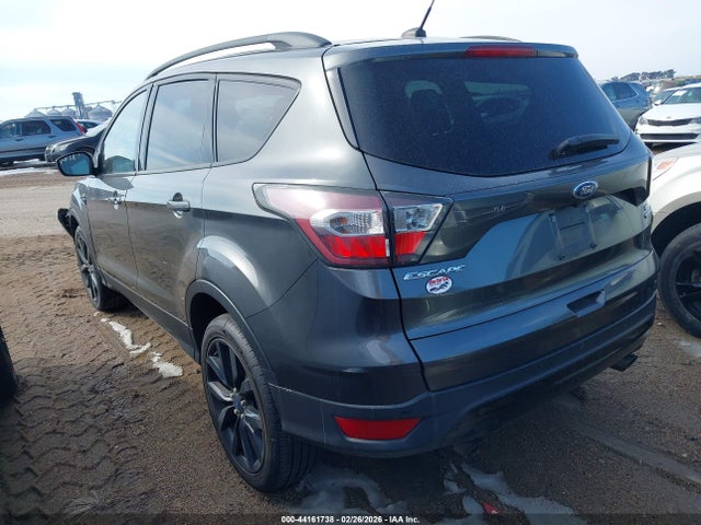 1FMCU9GD5HUA21070 Ford ESCAPE SE