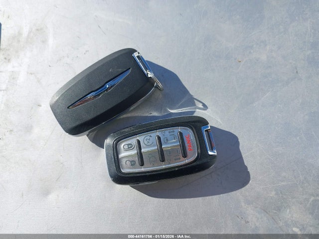 2C4RC1GG7HR763139 Chrysler Pacifica Limited