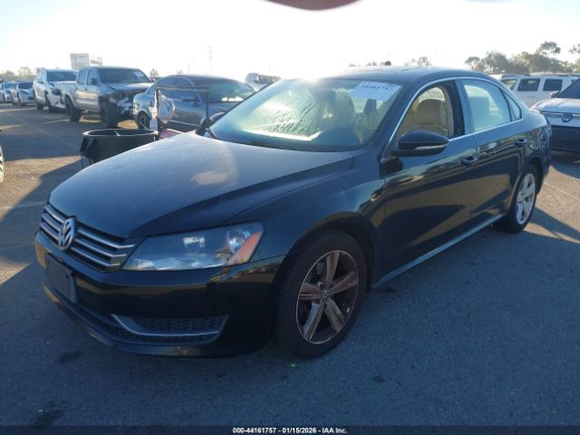 2012 VOLKSWAGEN PASSAT 1VWBP7A39CC039885 Photo 1