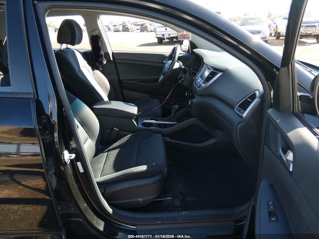 2016 HYUNDAI TUCSON KM8J3CA42GU054932 Photo 4