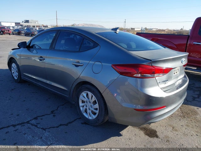 Продаж на аукціоні авто 2018 Hyundai Elantra Se, vin: 5NPD74LF2JH399535, номер лоту: 44161799
