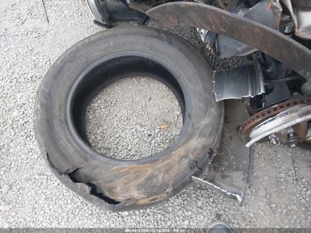 5NMZT3LBXJH096511 Hyundai Santa Fe Sport 2.4l