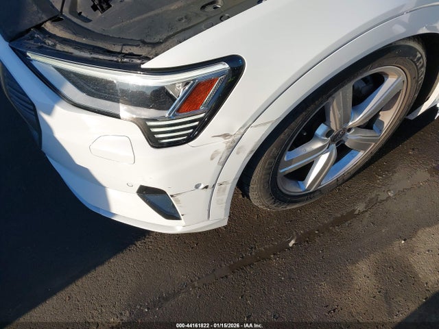 2019 AUDI E-TRON WA1LAAGE2KB023217 Photo 5