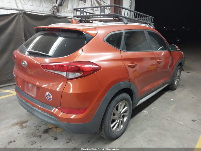 KM8J33A43HU428529 Hyundai Tucson Se Plus