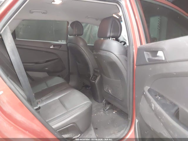 KM8J33A43HU428529 Hyundai Tucson Se Plus