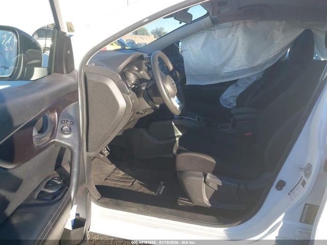 JN1BJ1AV3MW311708 Nissan Rogue Sport S Fwd Xtronic Cvt