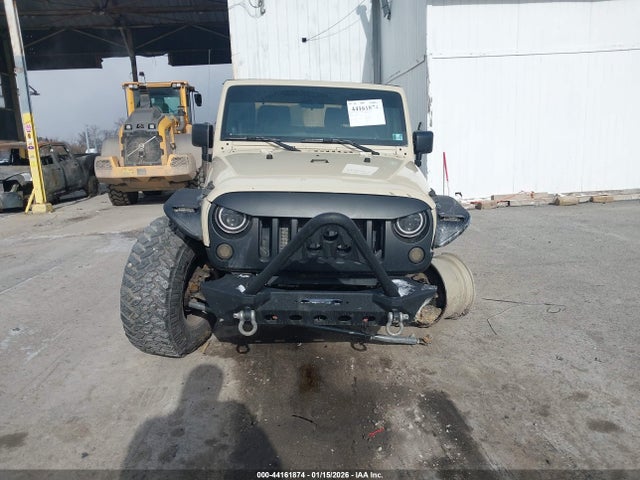 2011 Jeep Wrangler Sport მანქანა იყიდება აუქციონზე, vin: 1J4AA2D12BL591542, აუქციონის ნომერი: 44161874