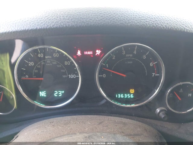 2011 Jeep Wrangler Sport მანქანა იყიდება აუქციონზე, vin: 1J4AA2D12BL591542, აუქციონის ნომერი: 44161874