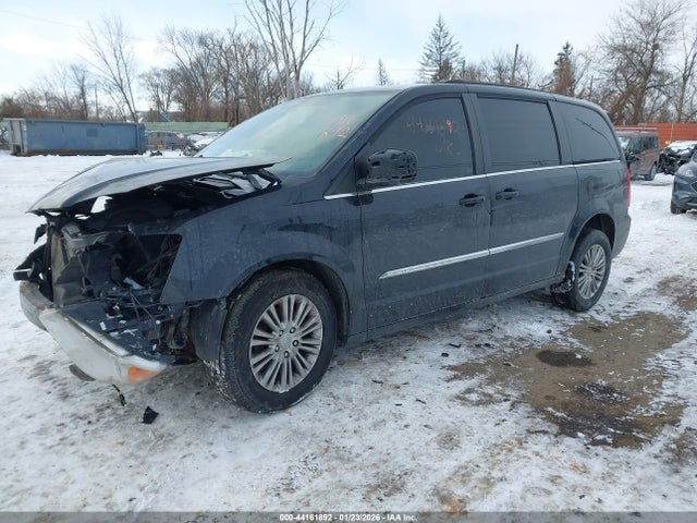 2015 CHRYSLER TOWN & COUNTRY 2C4RC1CGXFR519388 Photo 1