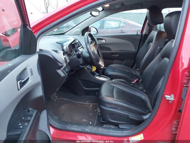 Chevrolet Sonic Ltz Auto 2015 1G1JE6SB7F4205641 Image 13