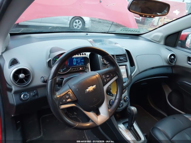 Chevrolet Sonic Ltz Auto 2015 1G1JE6SB7F4205641 Image 14