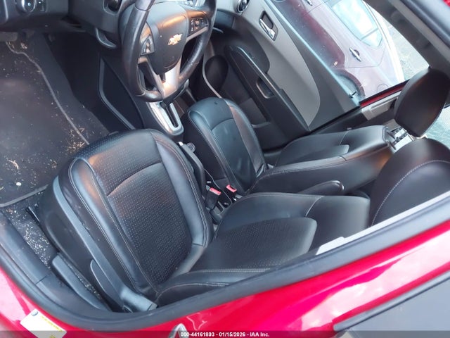 Chevrolet Sonic Ltz Auto 2015 1G1JE6SB7F4205641 Image 15