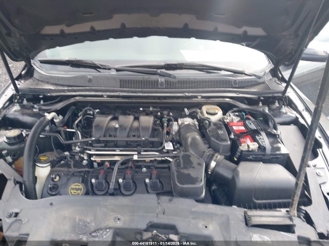 1FAHP2F86GG100070 Ford Taurus Limited