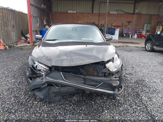 1FAHP2F86GG100070 Ford Taurus Limited