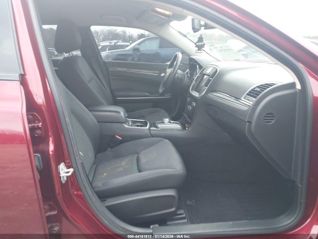 2C3CCAAGXLH209353 Chrysler 300 Touring