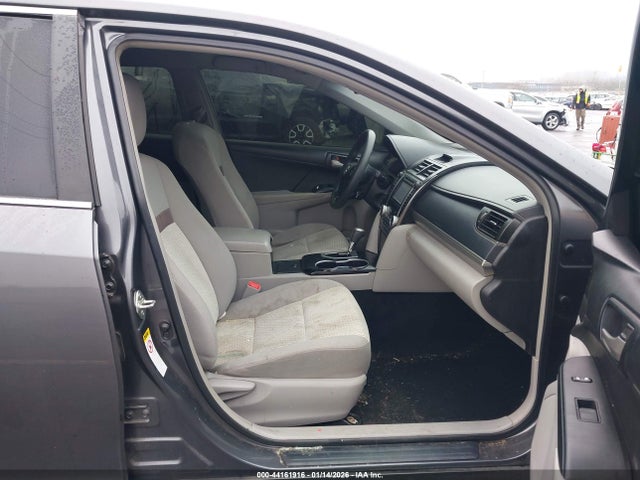 4T4BF1FK1ER349210 Toyota CAMRY LE