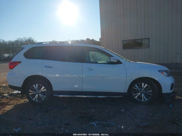 44161953 :رقم المزاد ، 5N1DR2MN5JC621156 vin ، 2018 Nissan Pathfinder Sl مزاد بيع
