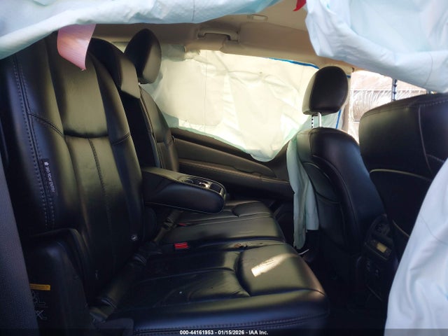 44161953 :رقم المزاد ، 5N1DR2MN5JC621156 vin ، 2018 Nissan Pathfinder Sl مزاد بيع
