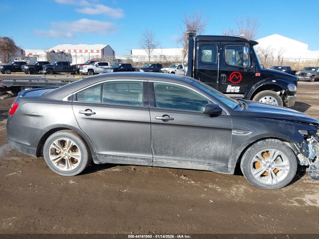 1FAHP2E88GG104025 Ford TAURUS SEL