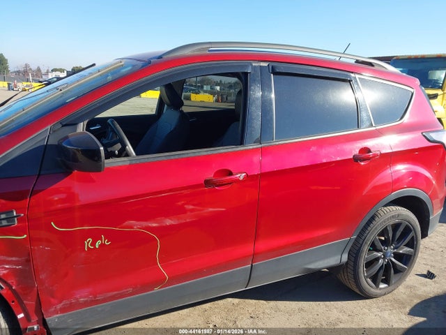1FMCU0GD0JUA64958 Ford ESCAPE SE