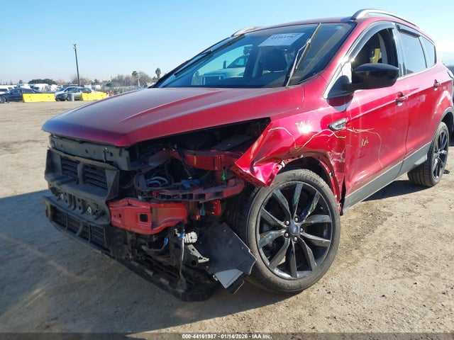 1FMCU0GD0JUA64958 Ford ESCAPE SE