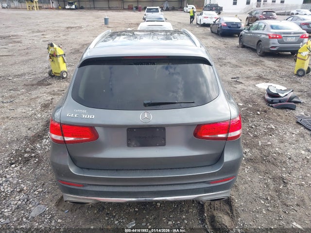 Mercedes-Benz GLC 300 2016 WDC0G4JB2GF025793 Image 16