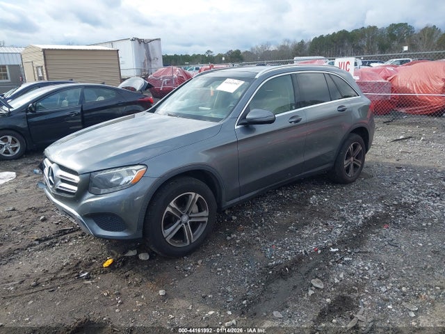 Mercedes-Benz GLC 300 2016 WDC0G4JB2GF025793 Image 2