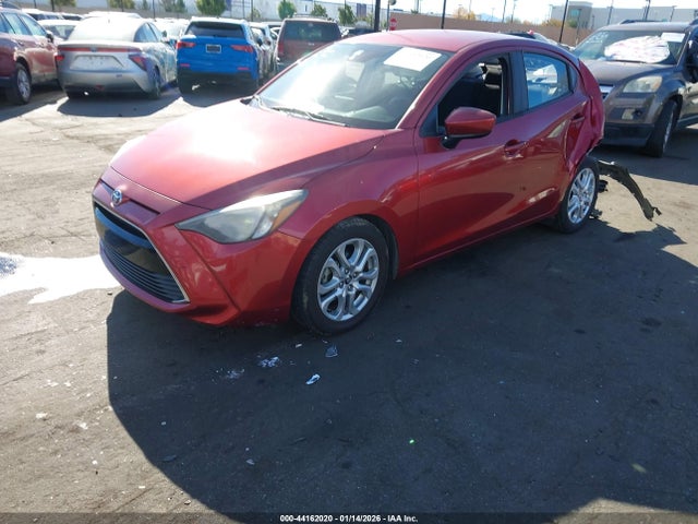 3MYDLBYV1JY317976 Toyota YARIS IA