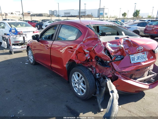 3MYDLBYV1JY317976 Toyota YARIS IA