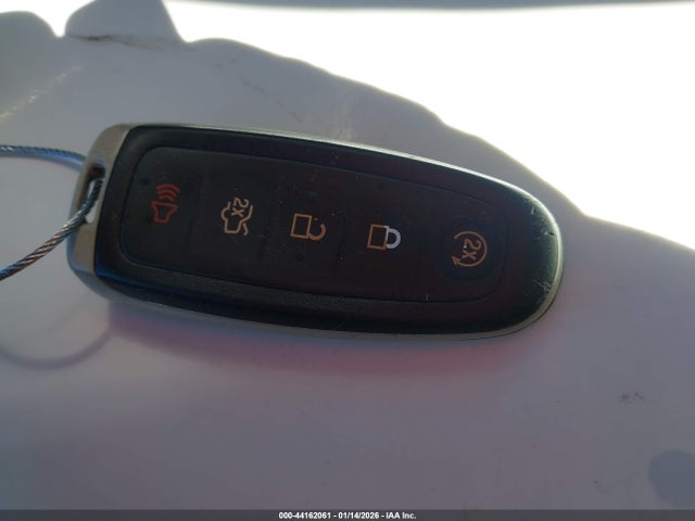 2013 Ford C-max Energi Sel მანქანა იყიდება აუქციონზე, vin: 1FADP5CU8DL550274, აუქციონის ნომერი: 44162061