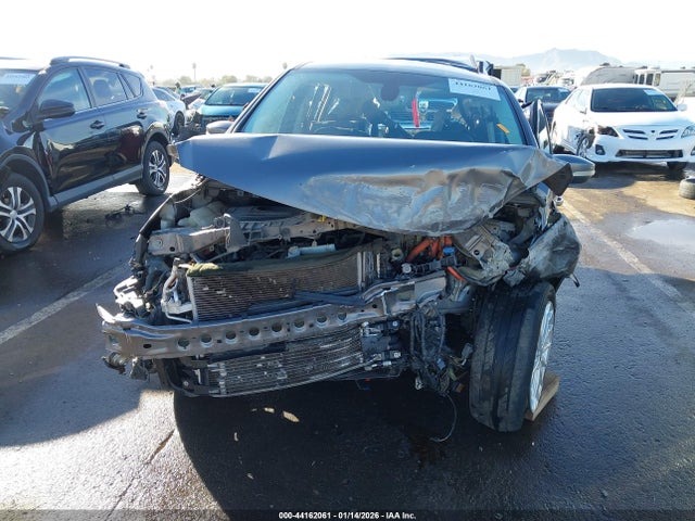 2013 Ford C-max Energi Sel მანქანა იყიდება აუქციონზე, vin: 1FADP5CU8DL550274, აუქციონის ნომერი: 44162061
