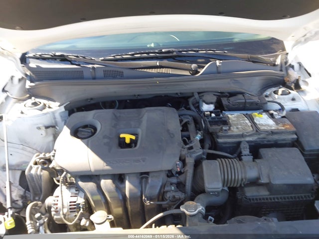 3KPF24AD0RE771589 KIA Forte Lxs