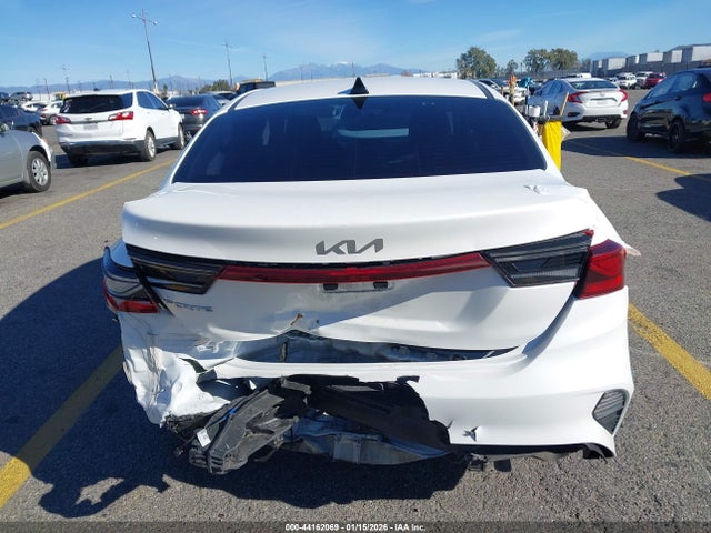 3KPF24AD0RE771589 KIA Forte Lxs